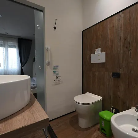 Dante House - Affitti Brevi Italia * 모데나