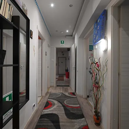 Dante House - Affitti Brevi Italia 아파트 모데나